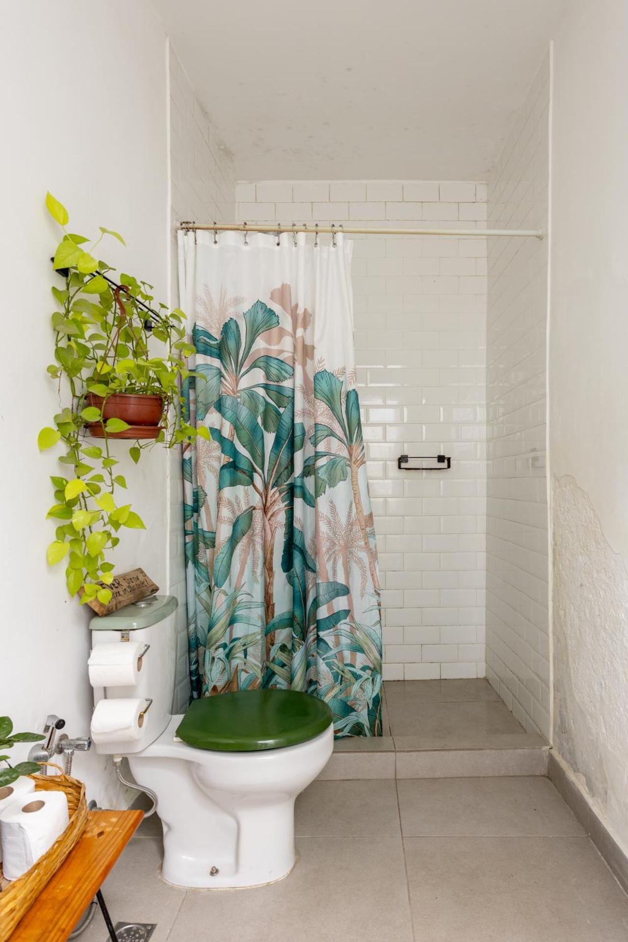 Chez Zany Boutique - Santa Teresa Hostal *